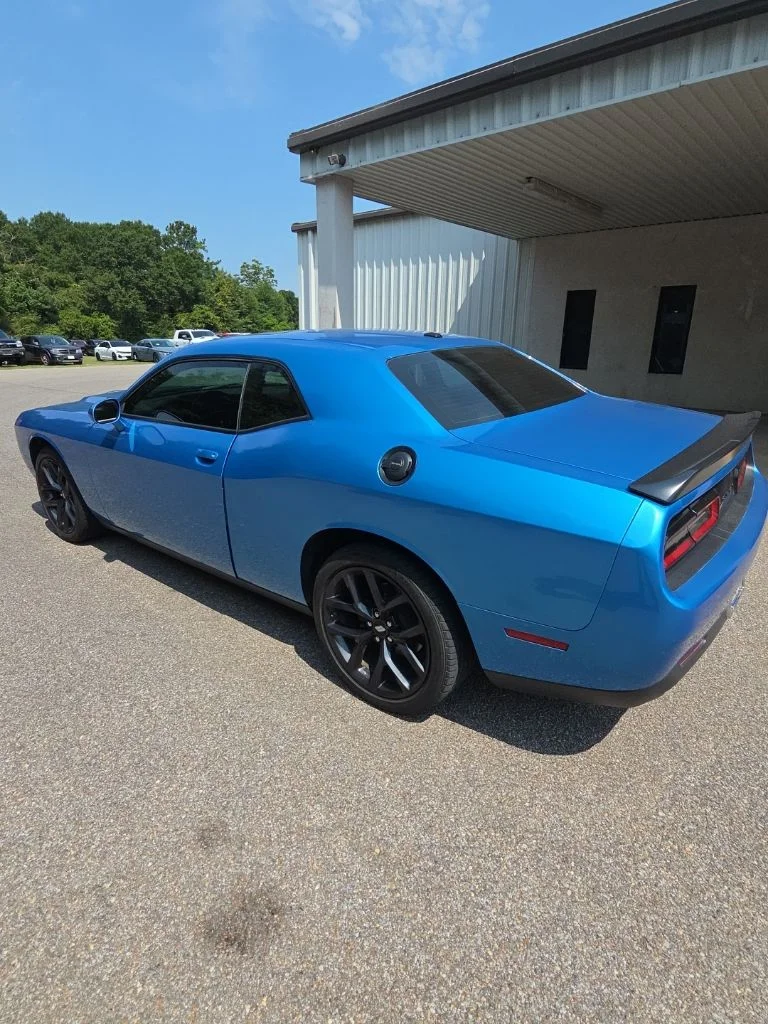 Used 2023 Blue Dodge SXT image 3