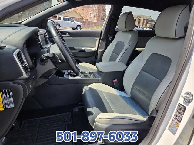 Used 2019 White Kia EX image 9