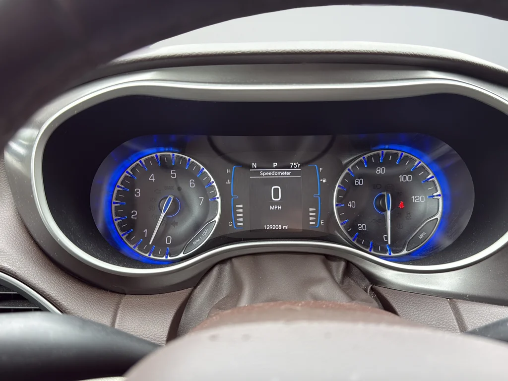 Used 2017 White Chrysler Touring L image 37