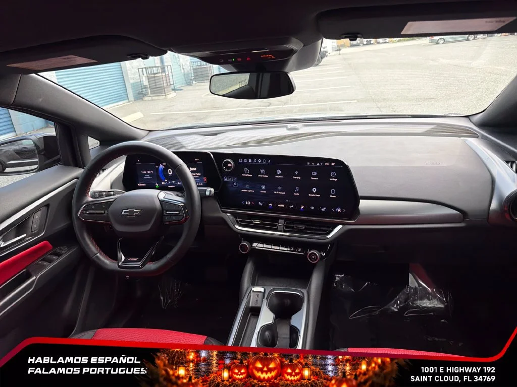 2024 Chevrolet Equinox EV RS - Photo 33