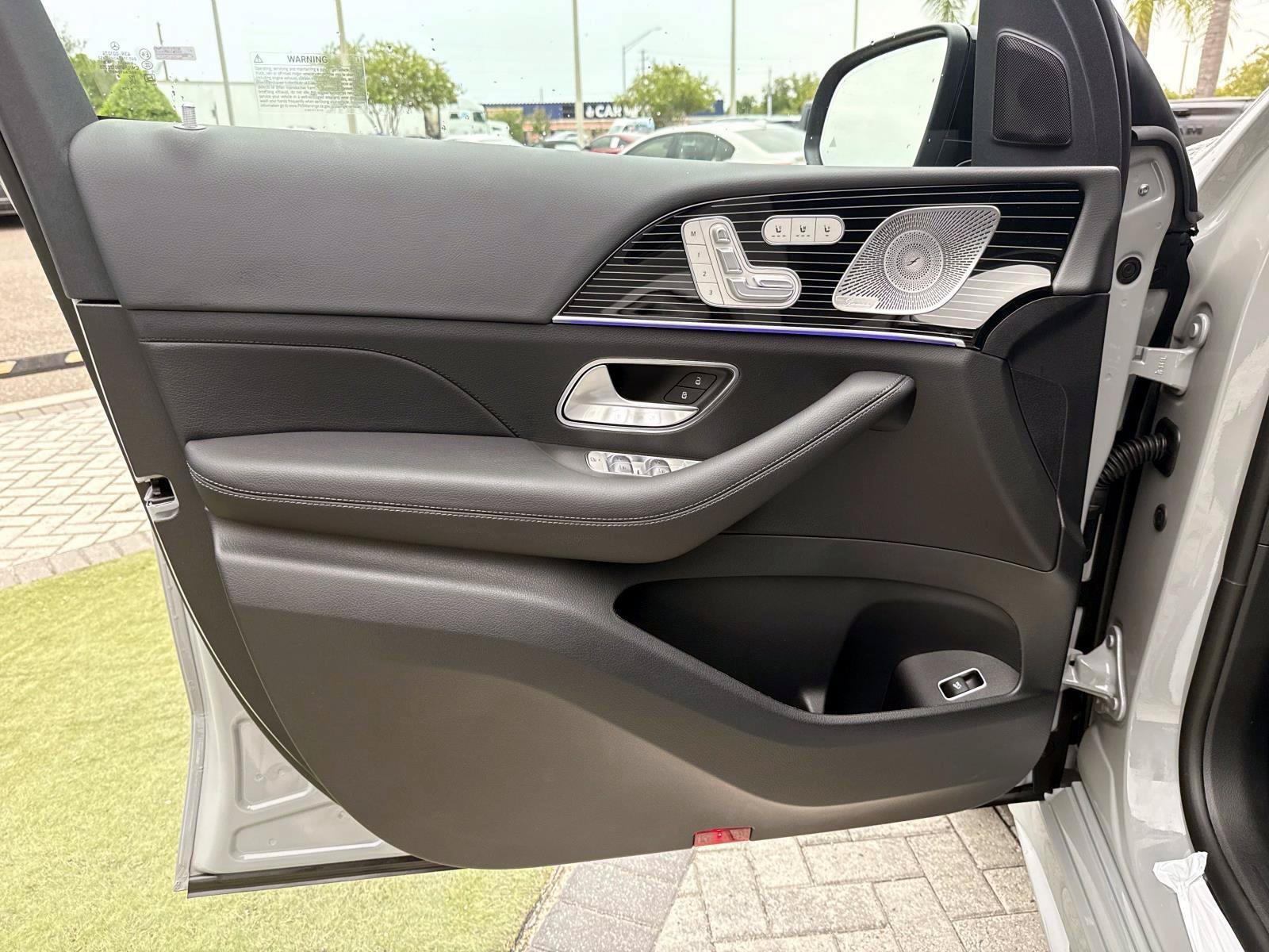 New 2026 Alpine Mercedes-Benz 350 4MATIC® SUV image 17