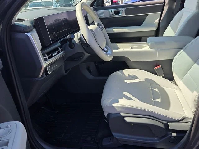 Used 2026 Gray Hyundai SE image 5
