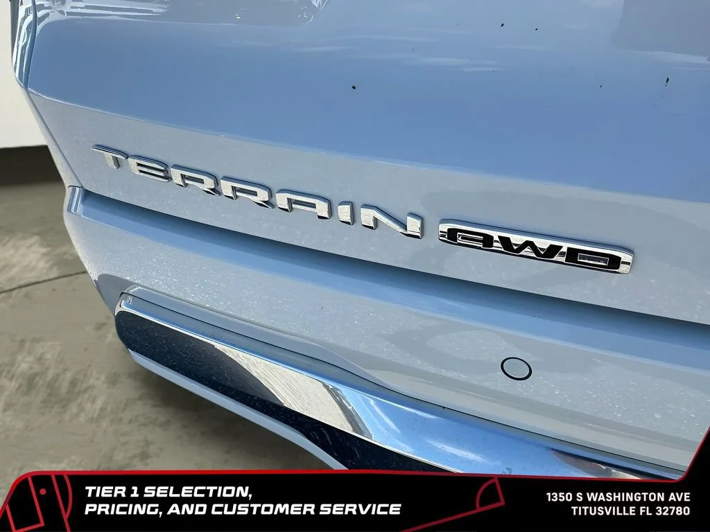 New 2026 Glacier White Tricoat GMC Denali image 37