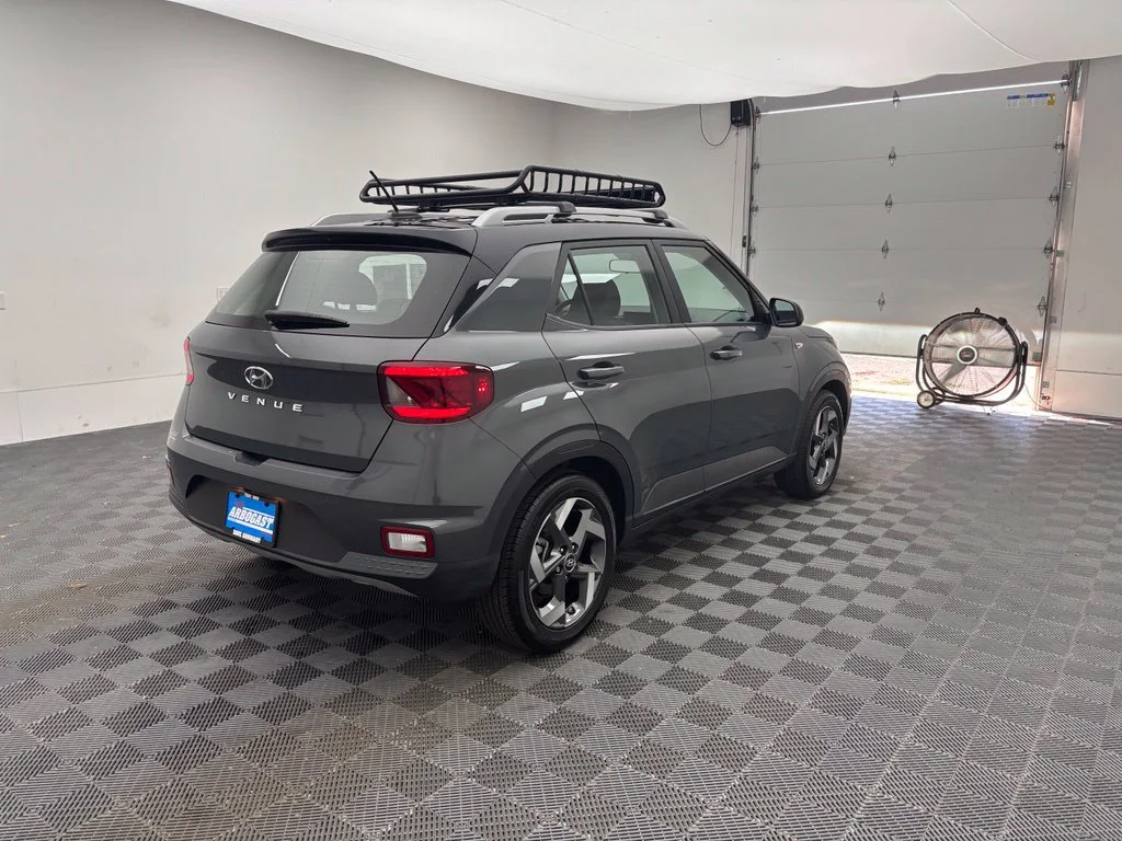 Used 2024 Gray Hyundai Limited image 8