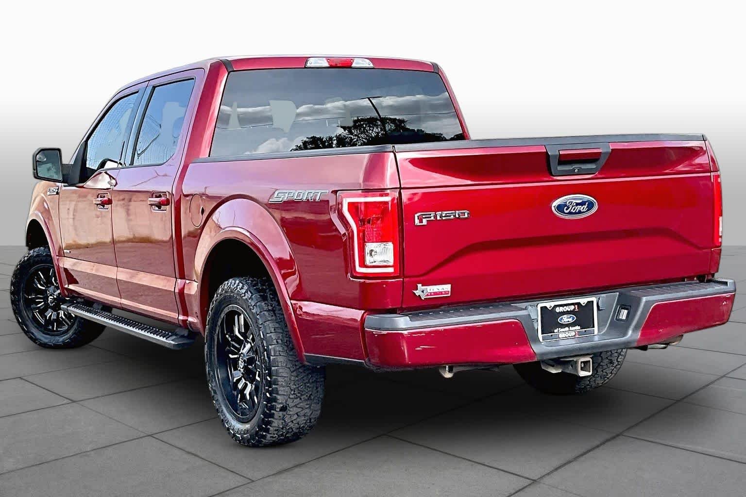 Used 2016 Ruby Red Metallic Tinted Clearcoat Ford XLT image 6