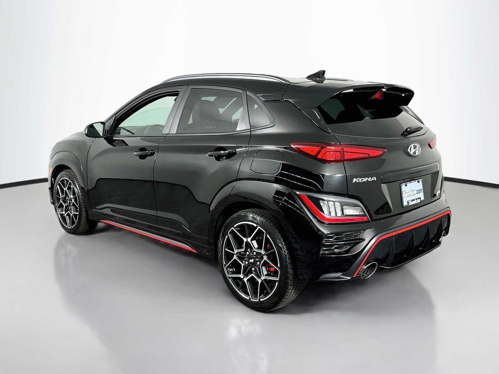 Used 2023 Ultra Black Hyundai Base image 5