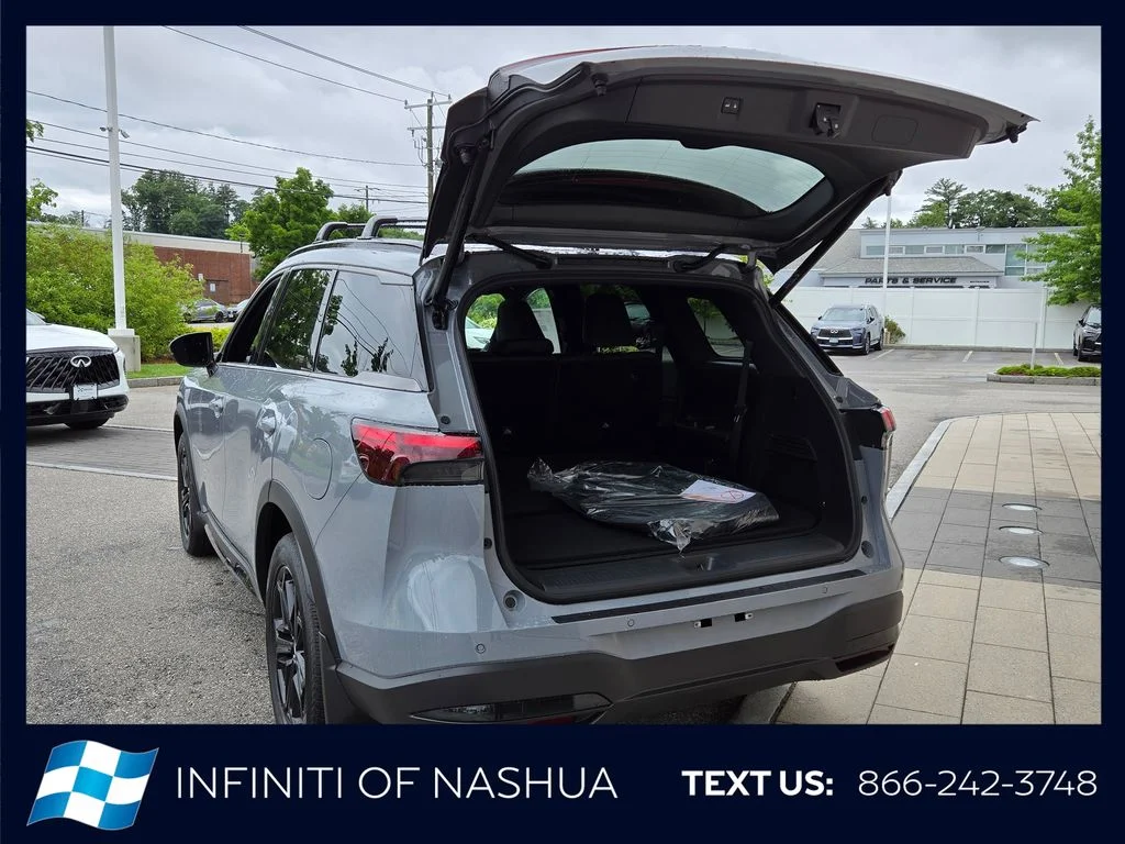 New 2027 HARBOR GRAY INFINITI Sport AWD image 19