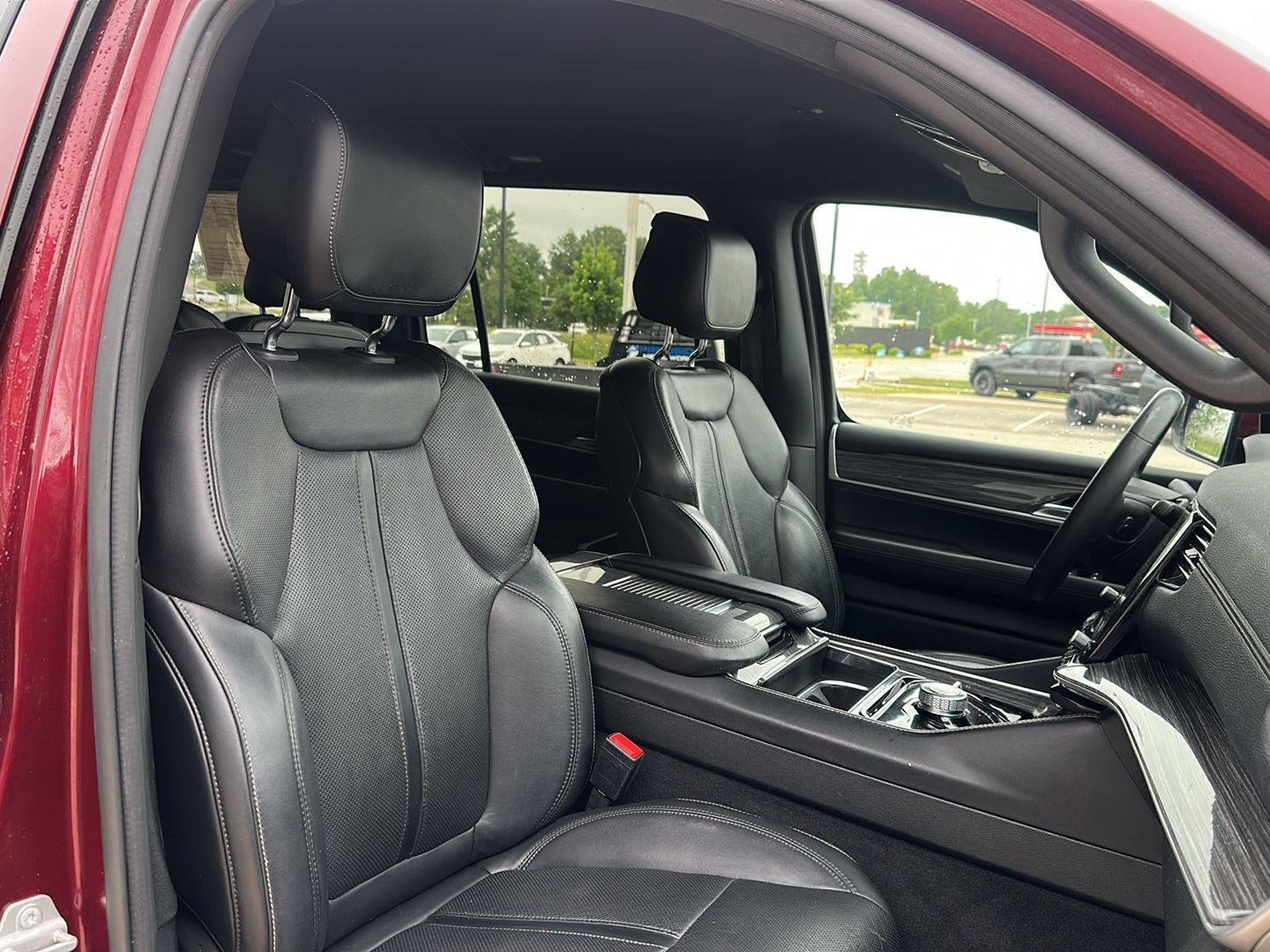 Used 2022 Velvet Red Pearlcoat Jeep Series II image 38