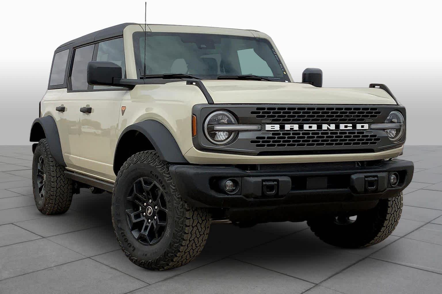 New 2026 Desert Sand Ford Badlands image 2