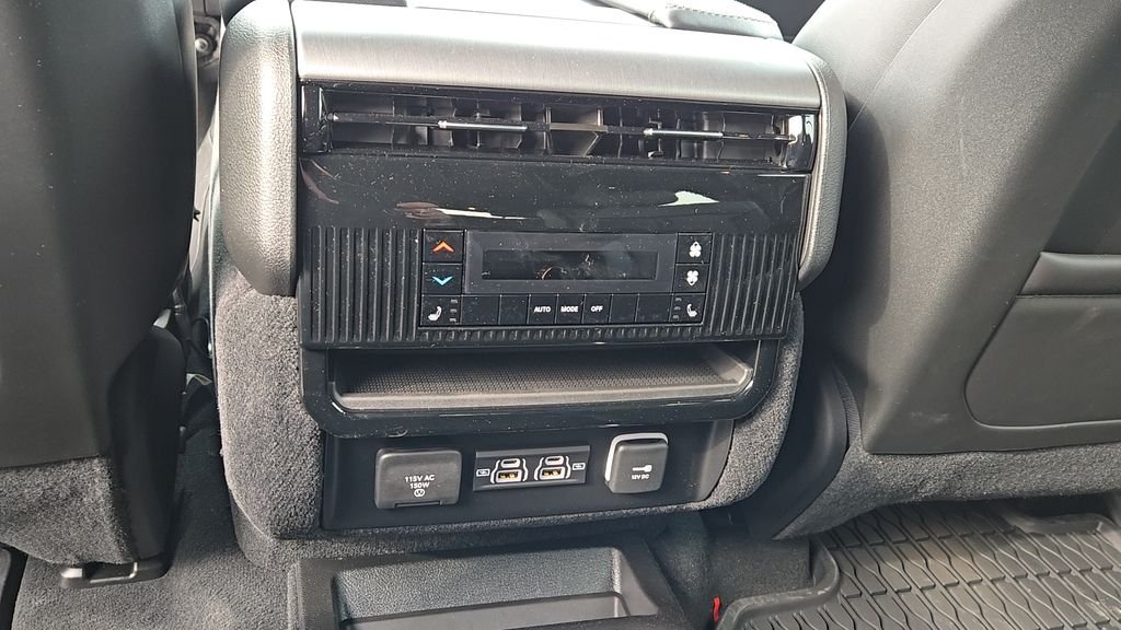 2026 Jeep Grand Wagoneer Limited Altitude - Photo 25