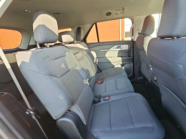 Used 2025 Black Ford Active image 27