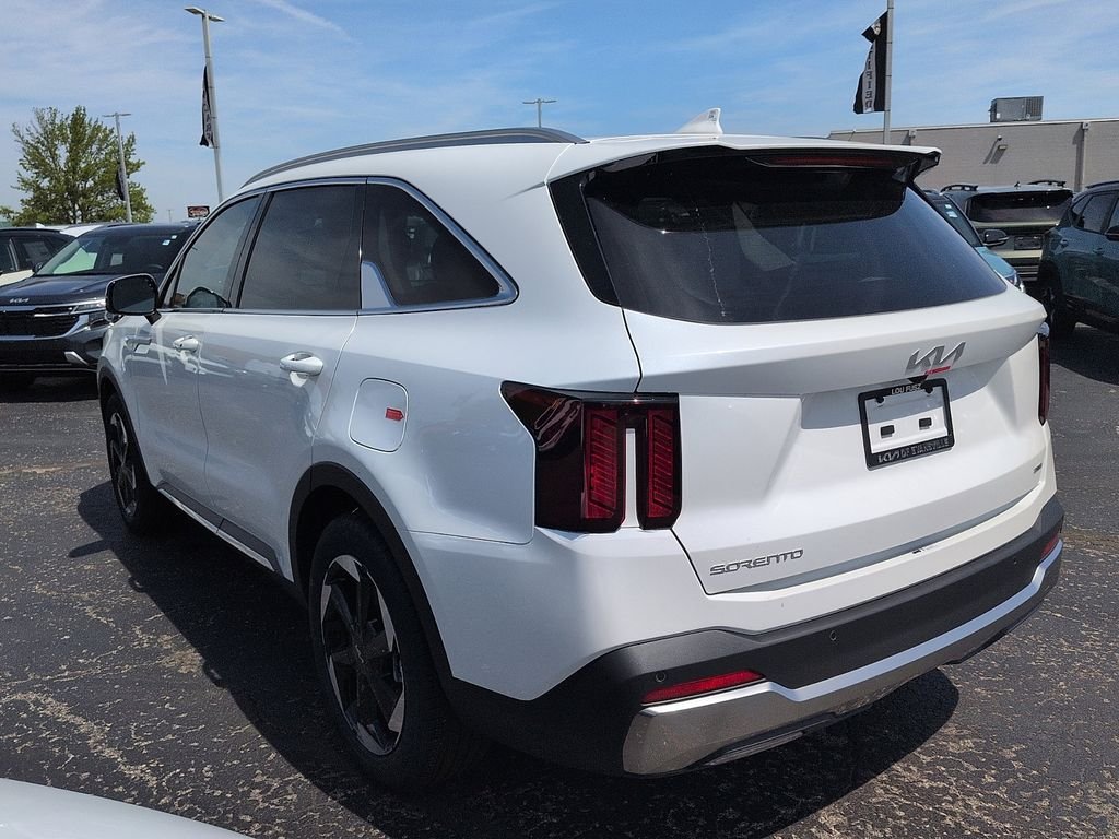 New 2026 Snow White Pearl Kia EX image 5