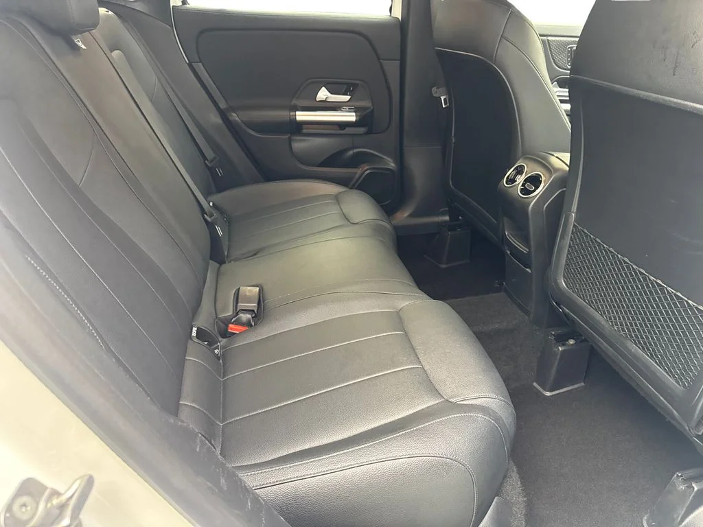 Used 2025 White Mercedes-Benz GLA 250 image 37