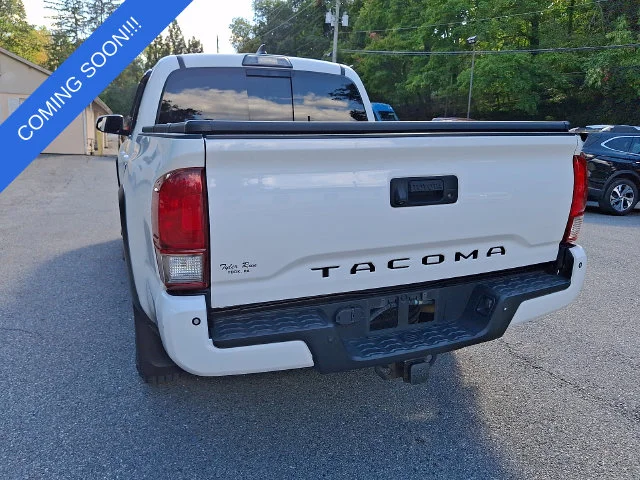 Used 2017 White Toyota TRD Off-Road image 8
