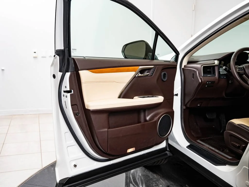 Used 2017 Eminent White Pearl Lexus 350 image 27