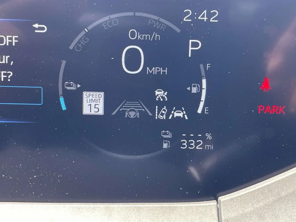 New 2026 Wind Chill Pearl Toyota SE image 29