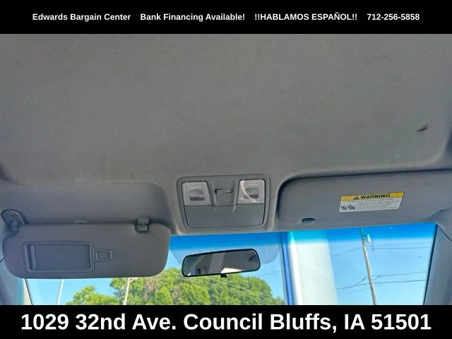 Used 2015 Red Hyundai GLS image 11