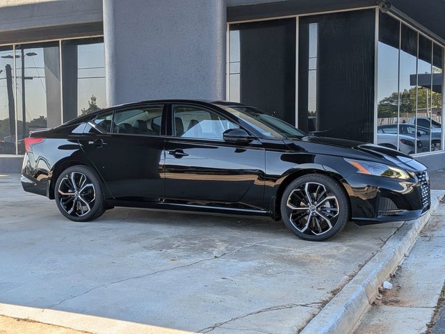 2026 Nissan Altima SR