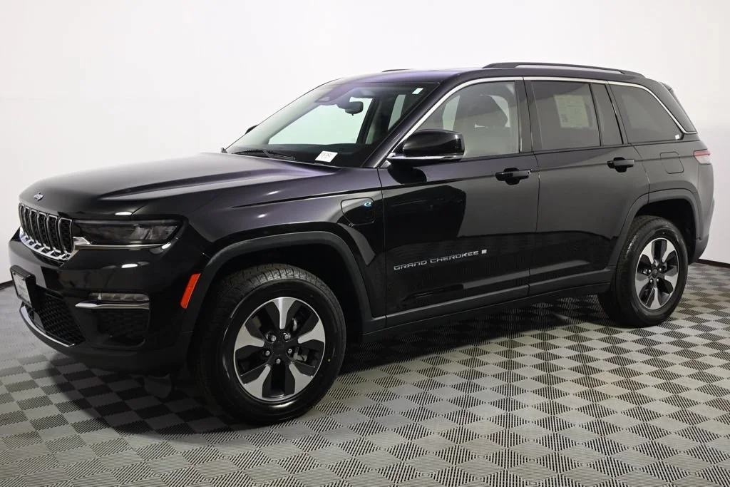 Used 2023 Jeep Grand Cherokee 4xe with VIN 1C4RJYB63PC610522 for sale in Minneapolis, Minnesota