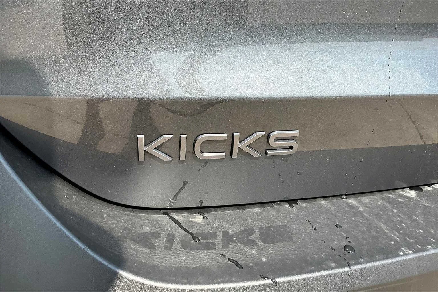 2025 Nissan Kicks SR - Photo 8