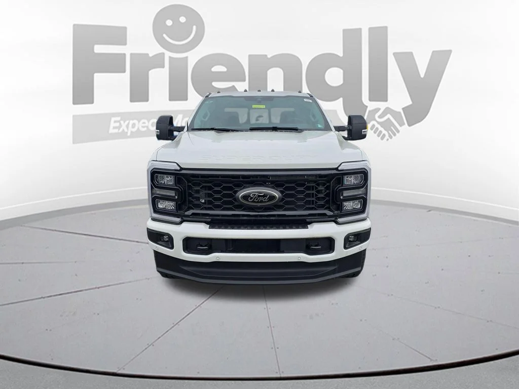 New 2026 Star White Metallic Tri-Coat Ford F-250® Lariat® image 2