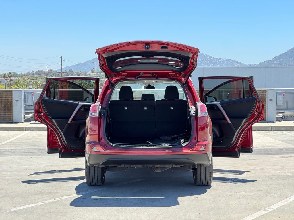 Used 2018 Red Toyota LE image 27