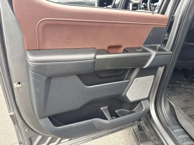 Used 2023 Gray Ford Lariat image 21