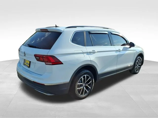Used 2021 White Volkswagen 2.0T SE image 13