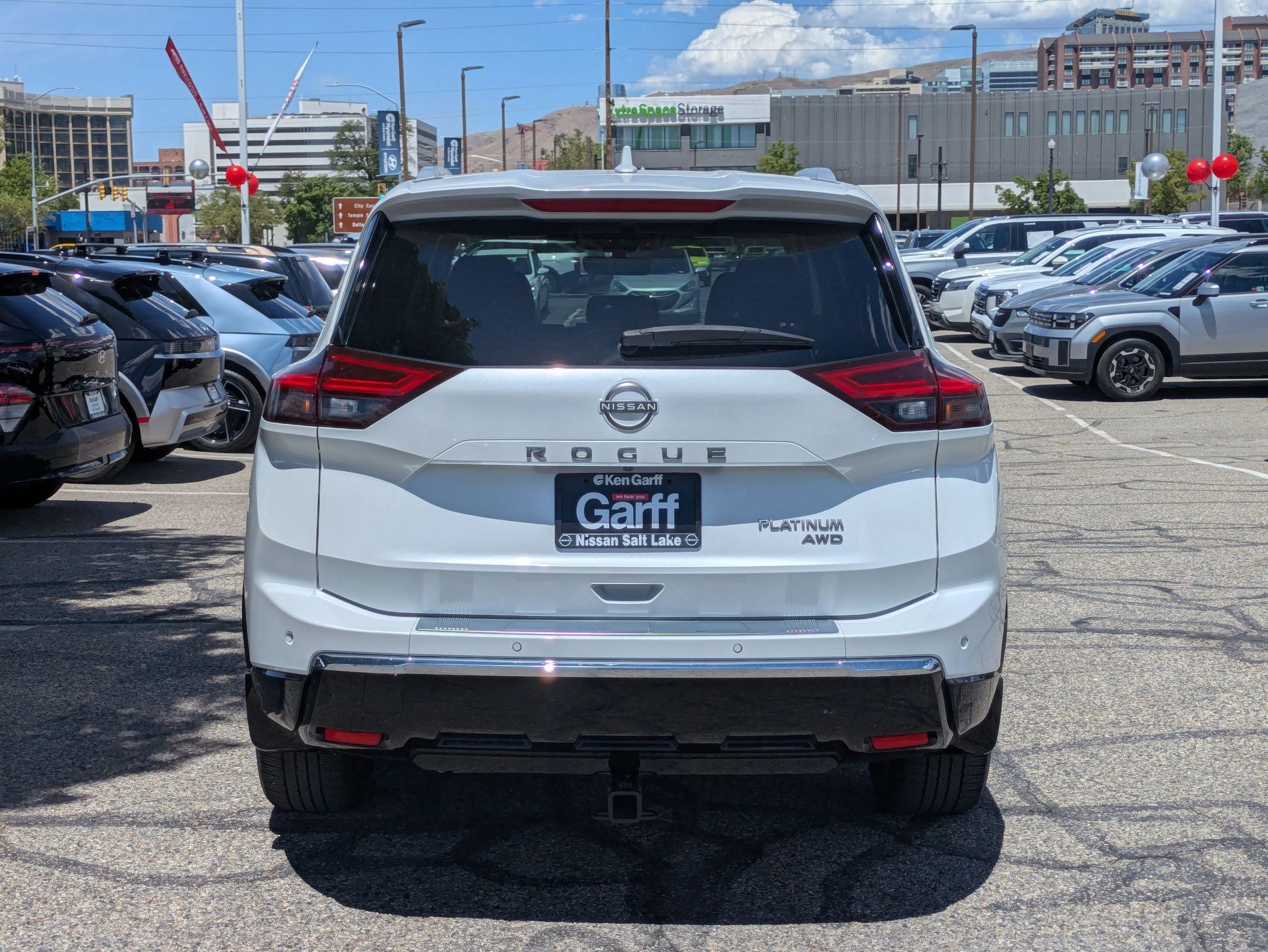 Certified Used 2024 Everest White Pearl Nissan Platinum image 5