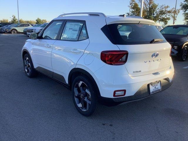 New 2026 Lunar Hyundai SEL image 8