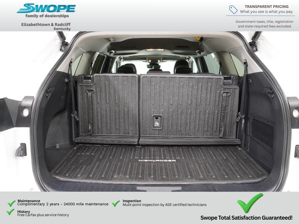 Used 2022 Wind Chill Pearl Toyota XLE image 28