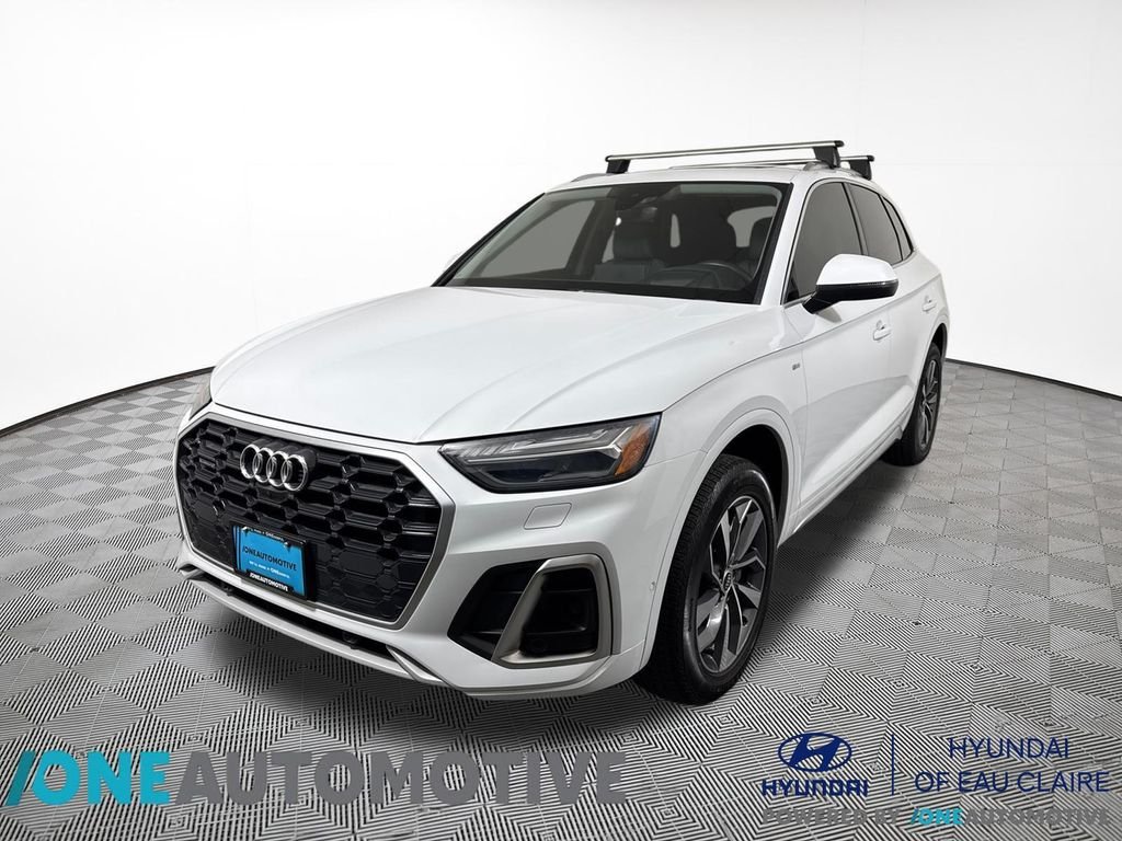 2022 Audi Q5 45 Prestige's photo