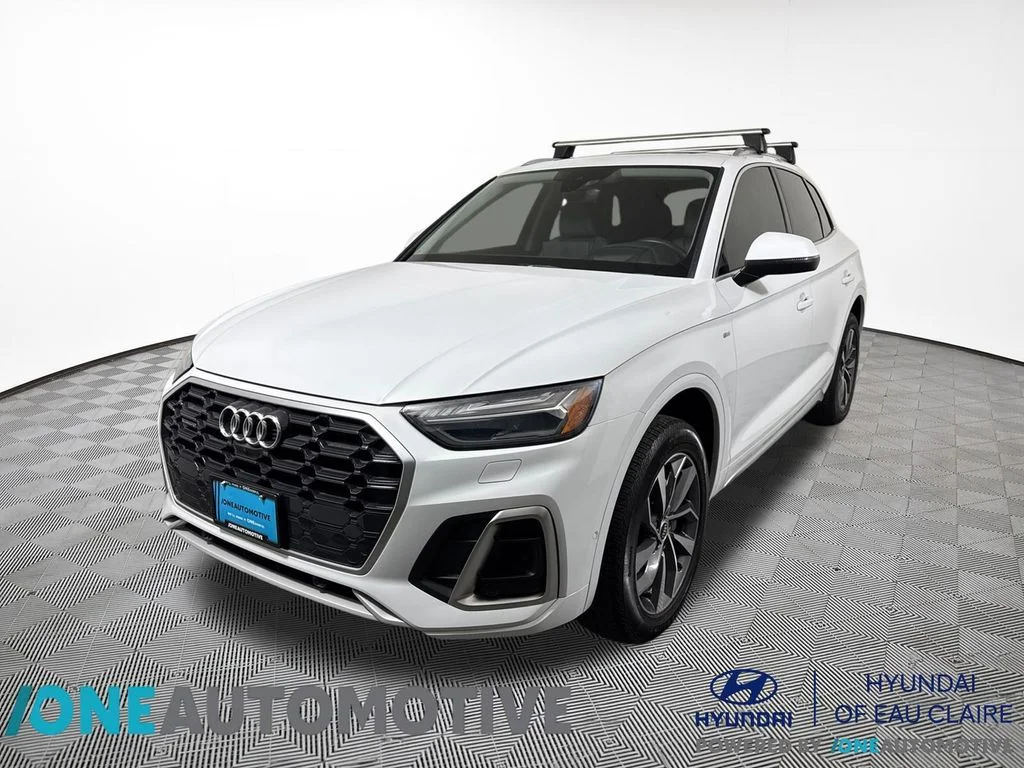 2022 Audi Q5 45 Prestige's photo
