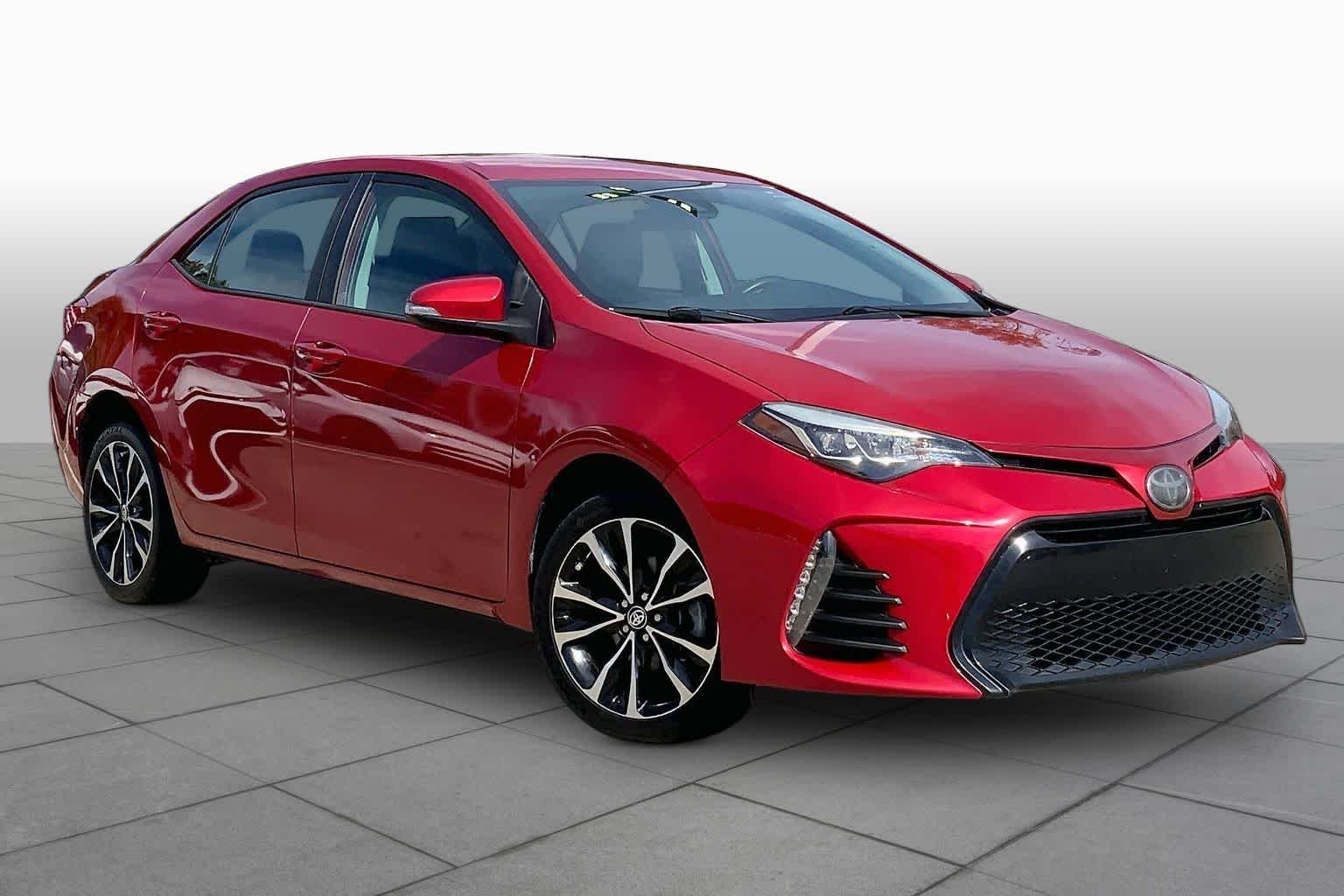 Pre-Owned 2018 Toyota Corolla SE
