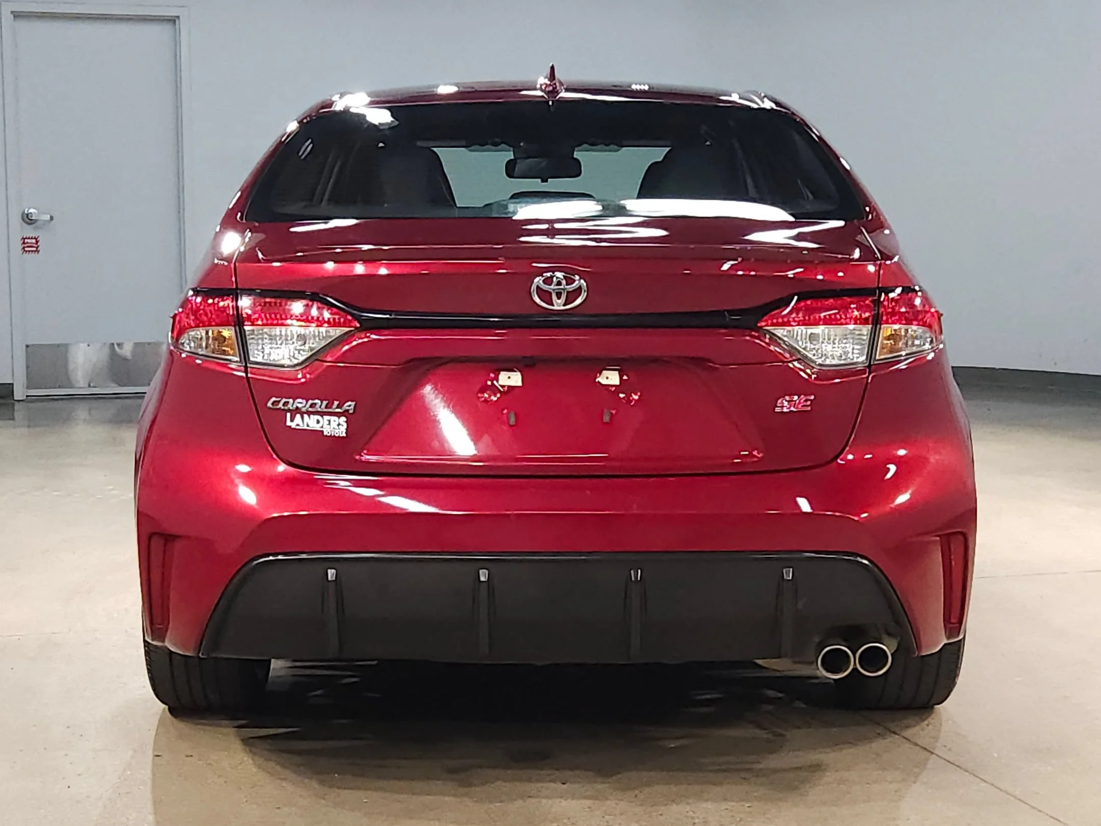 Used 2025 Ruby Flare Pearl Toyota SE image 6