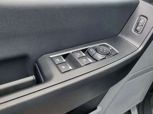 New 2026 Oxford White Ford XL image 18