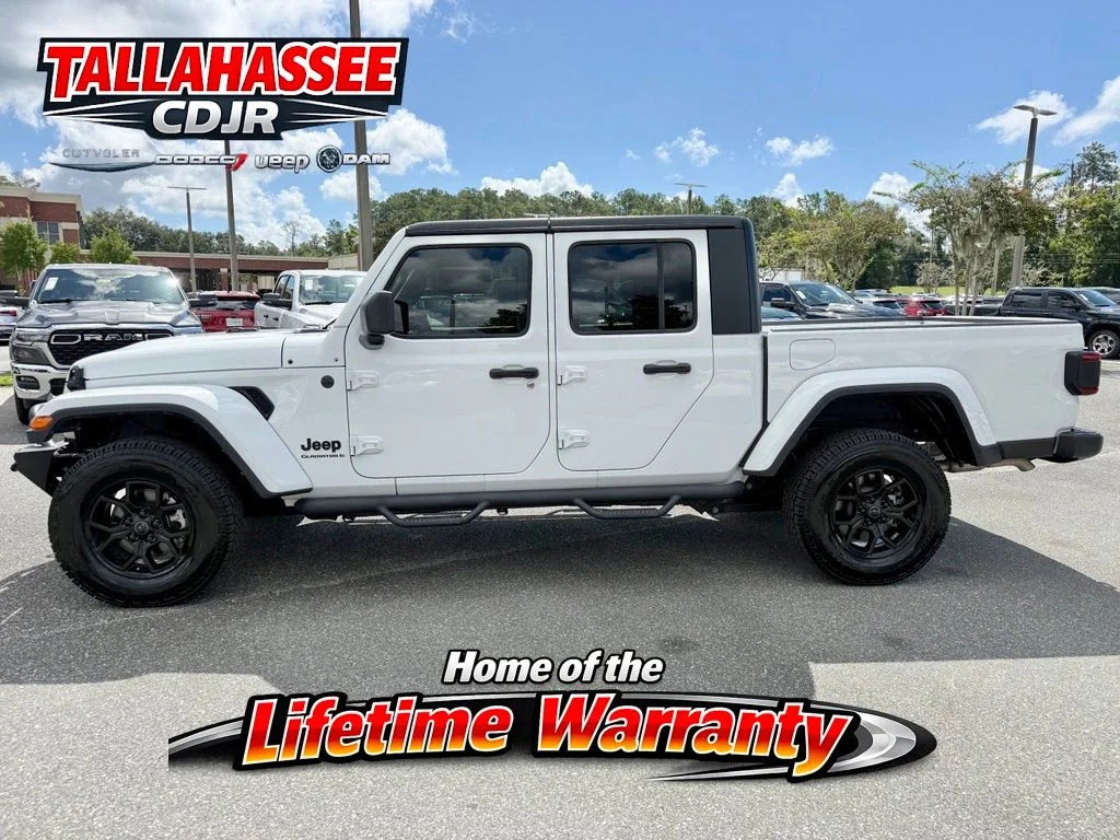 Used 2025 Bright White Clearcoat Jeep Willys image 7