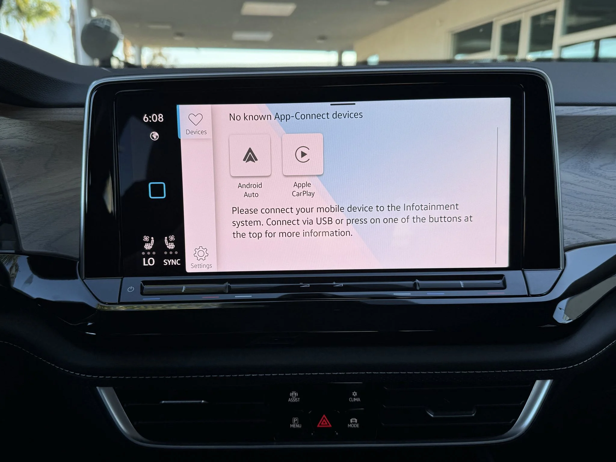 New 2026 Pure Gray Volkswagen 2.0T SE w/Technology image 26