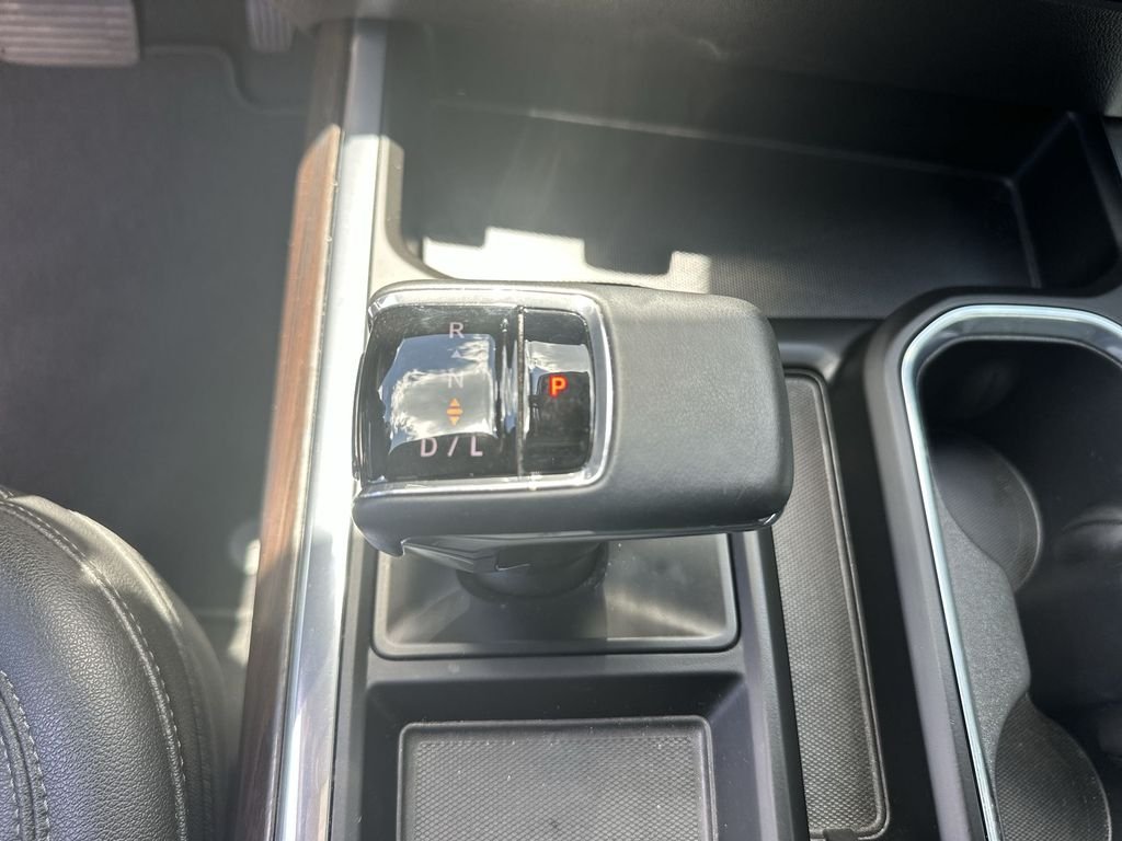 2025 GMC Sierra 1500 SLT - Photo 16
