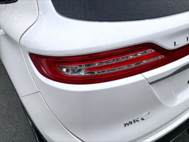 Used 2019 White Lincoln Reserve image 32