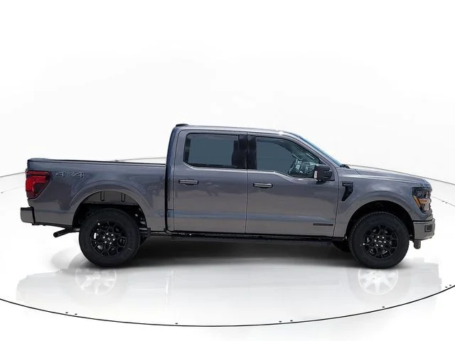 New 2026 Gray Metallic Ford XLT image 4