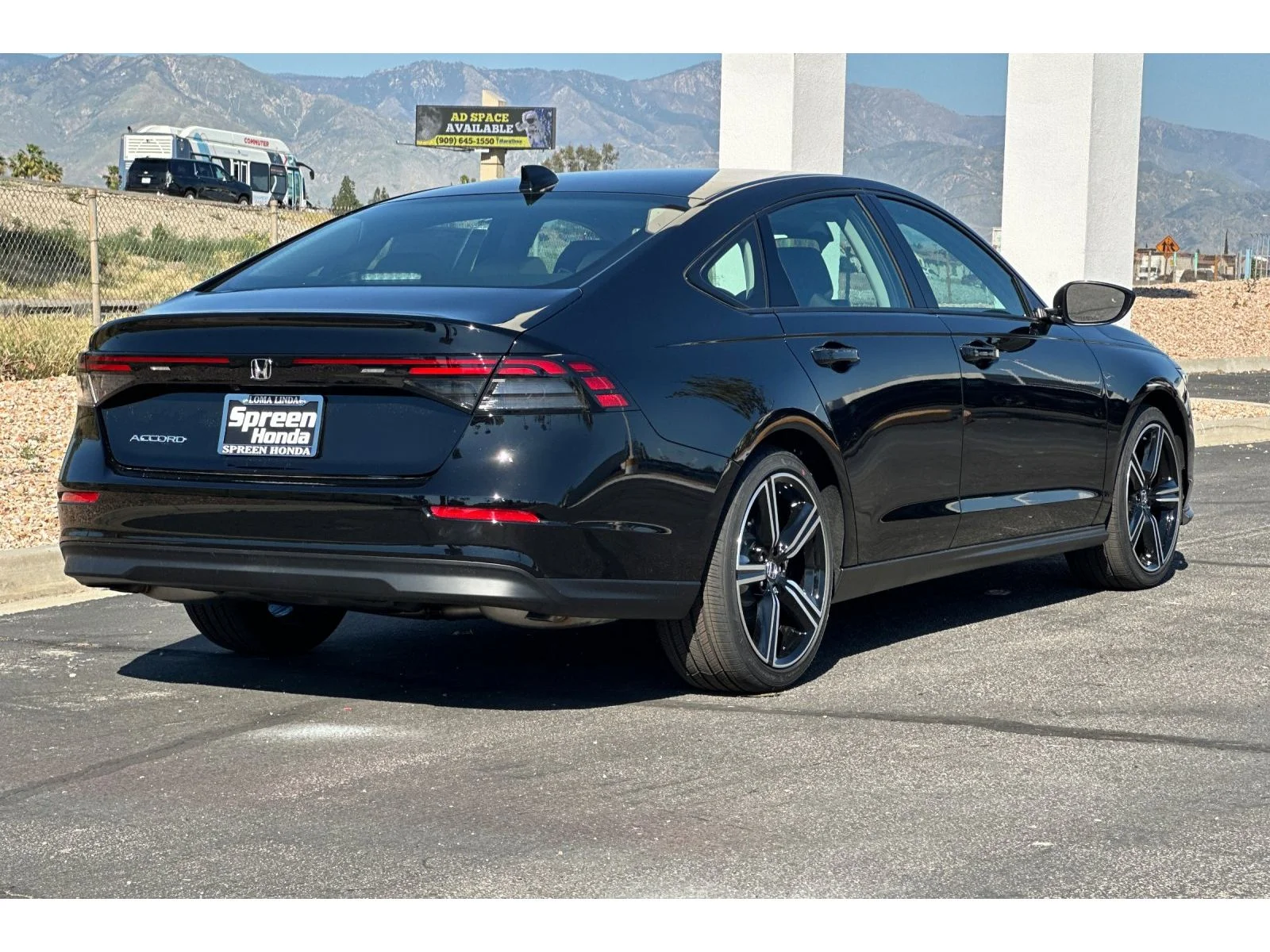 New 2026 Crystal Black Pearl Honda SE image 4
