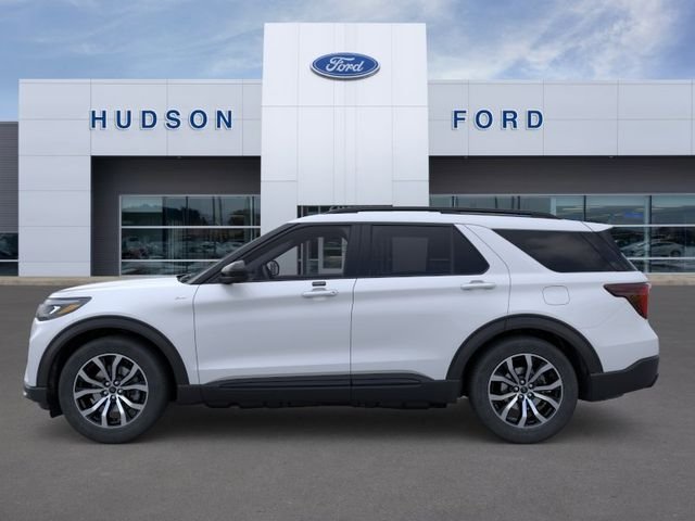 New 2026 Space White Metallic Ford ST-Line image 3