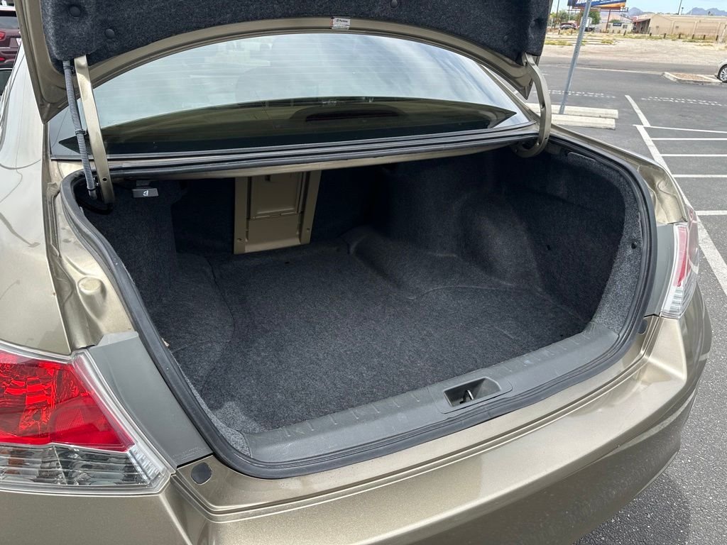Used 2010 Silver Honda EX-L image 15