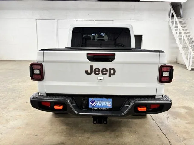 Used 2023 White Jeep Mojave image 5