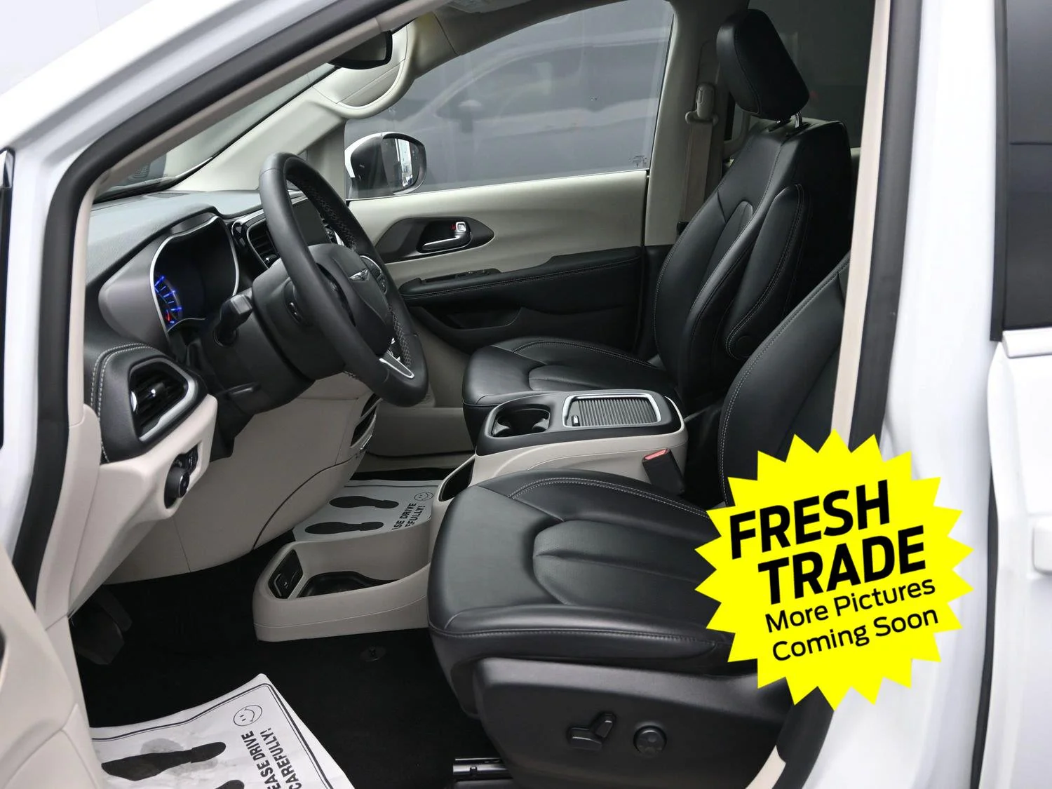 Used 2023 Bright White Clearcoat Chrysler Hybrid Touring L image 17