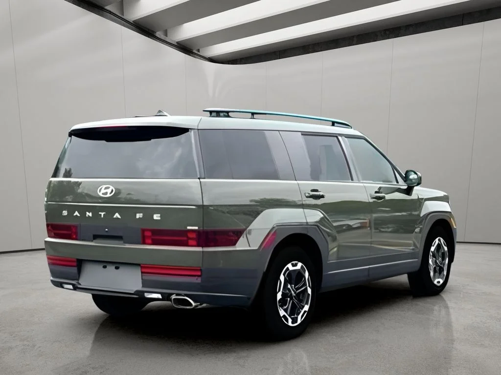 Used 2025 Rockwood Green Hyundai SEL image 6