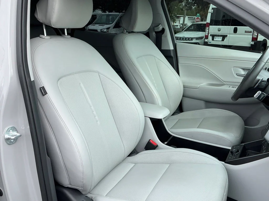 Used 2025 Gray Hyundai Limited image 16
