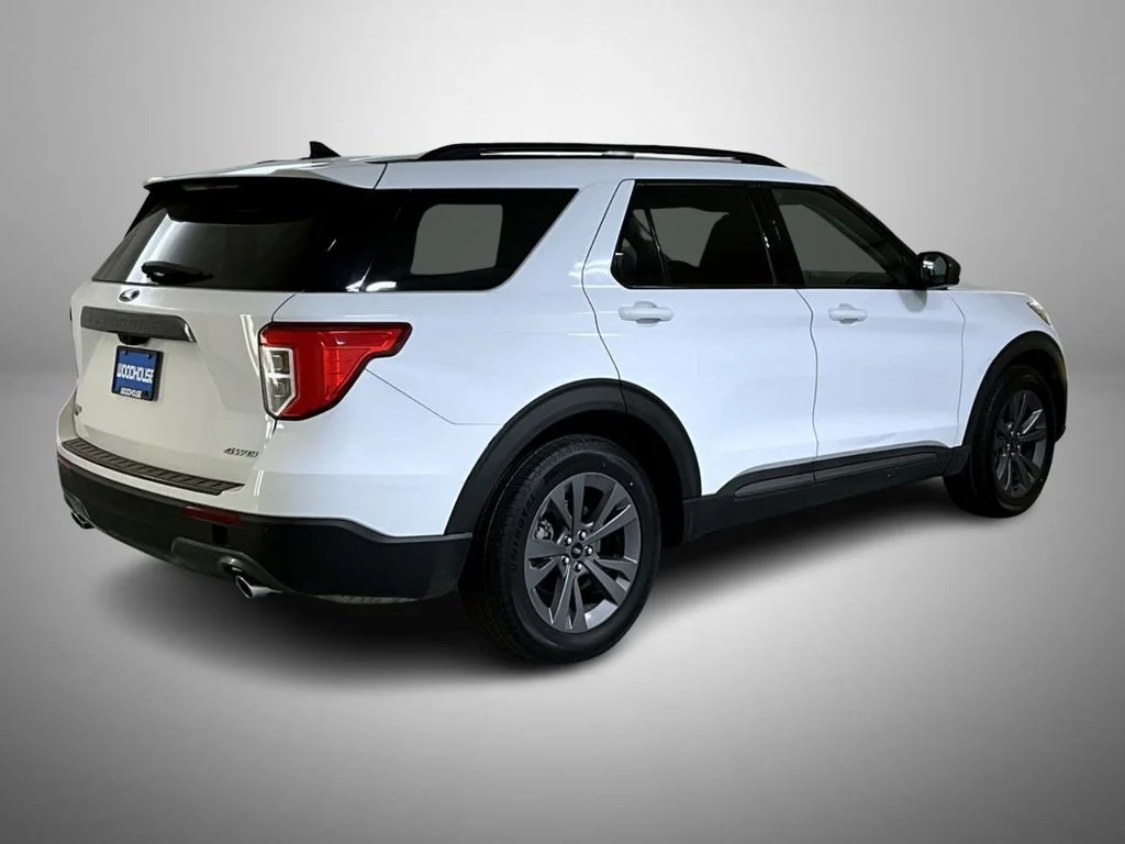 Used 2021 White Ford XLT image 5