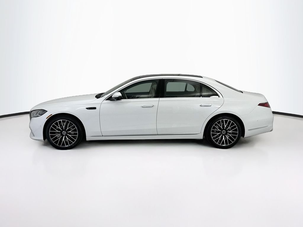 New 2027 MANUFAKTUR Moonlight White Metallic Mercedes-Benz S 500 image 8